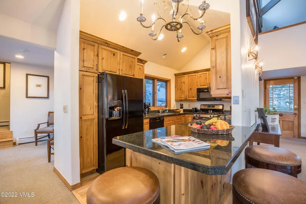 224 Forest Road Vail CO 81657