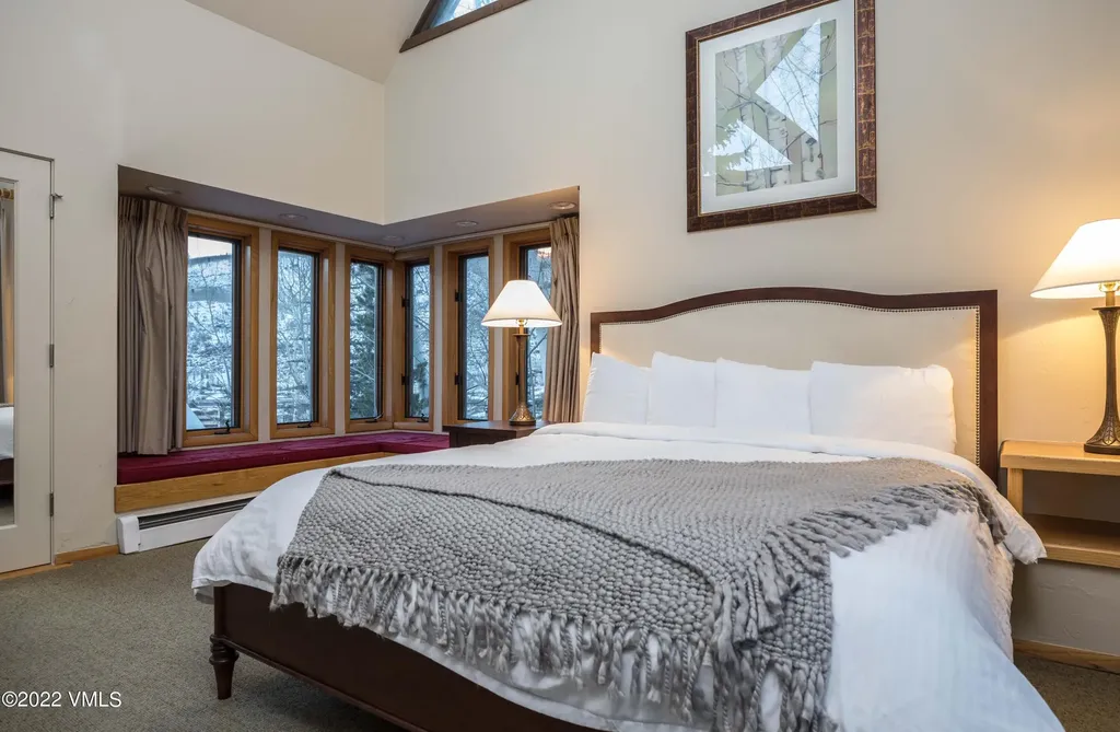 224 Forest Road Vail CO 81657