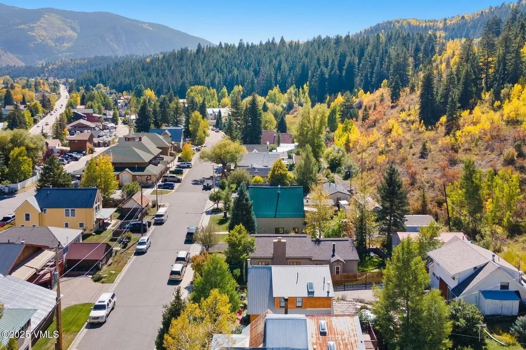 25 Belden Way Minturn CO 81645