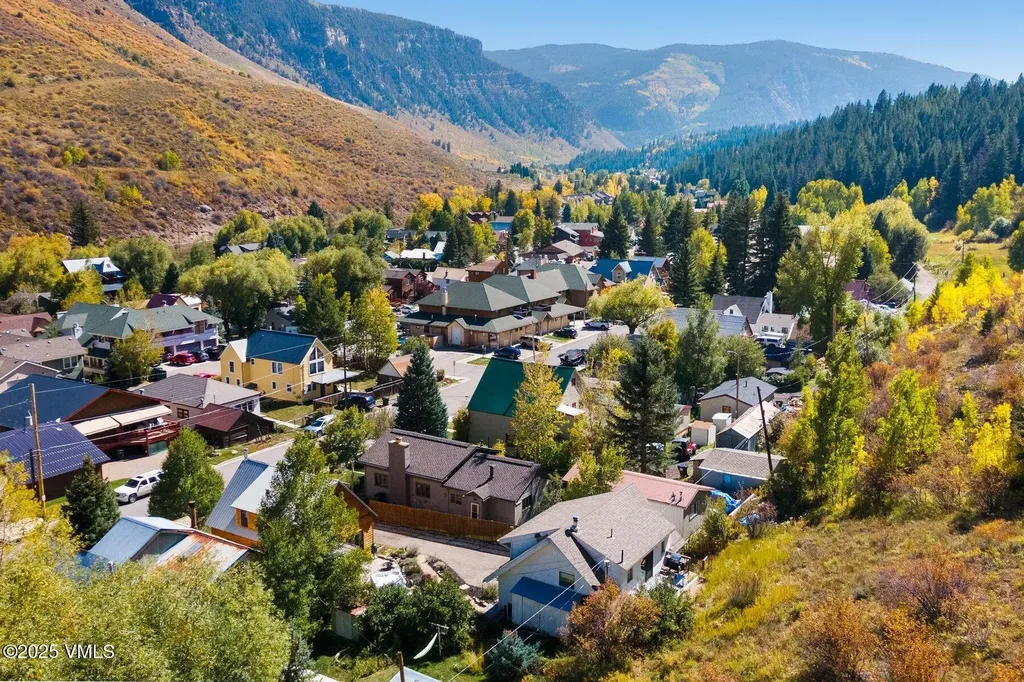 25 Belden Way Minturn CO 81645
