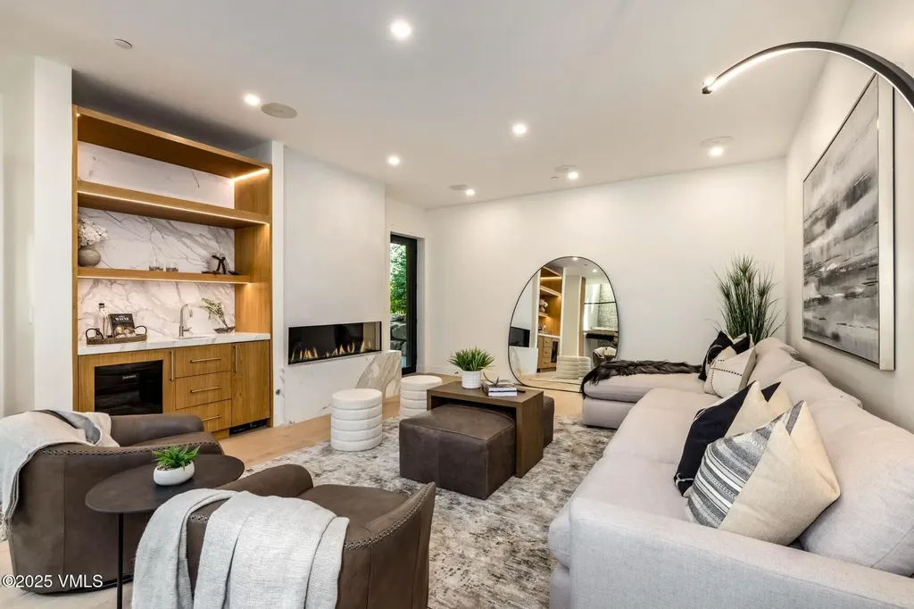 1489 Vail Valley Drive Vail CO 81657
