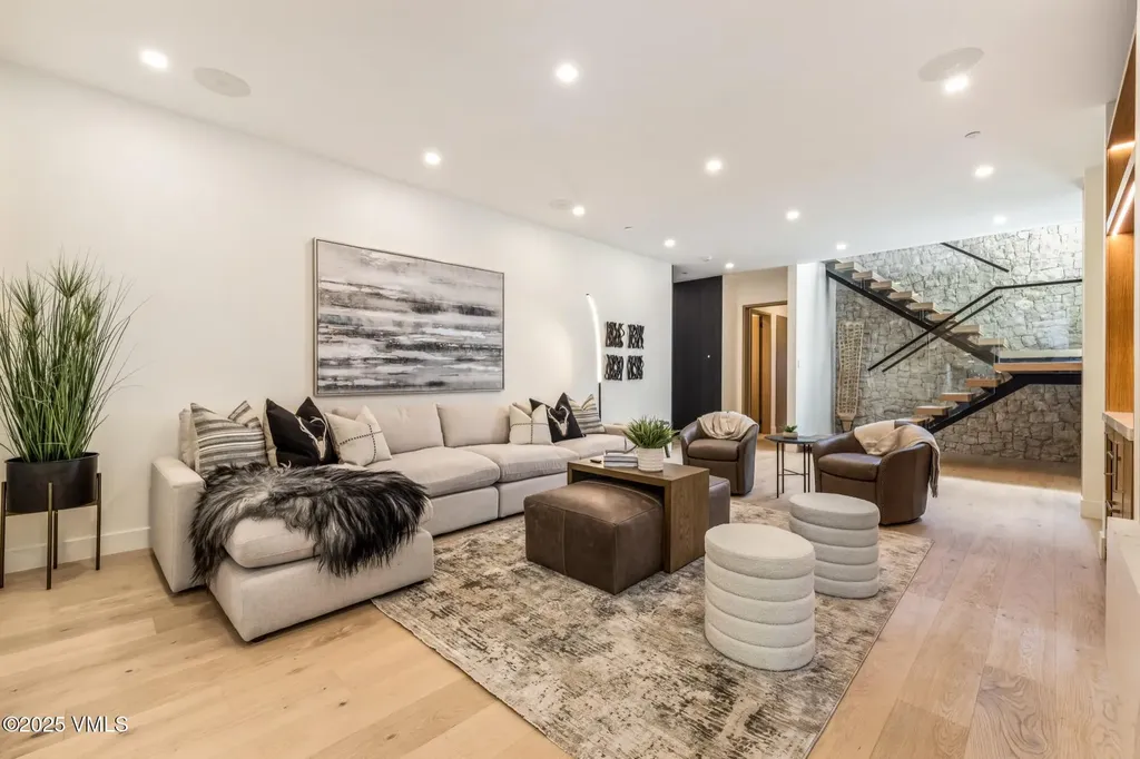 1489 Vail Valley Drive Vail CO 81657