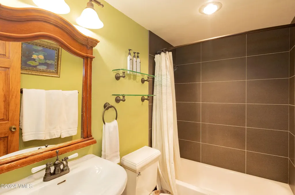 442 S Frontage Road E Vail CO 81657