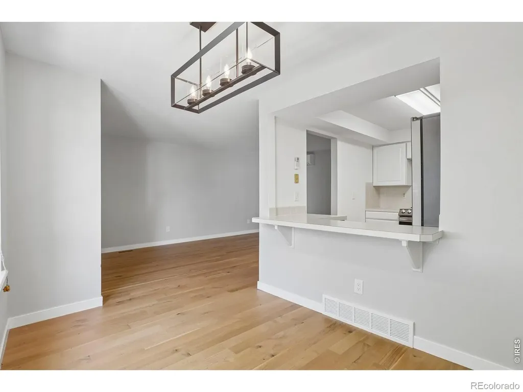 2135 Meadow Court Longmont CO 80501