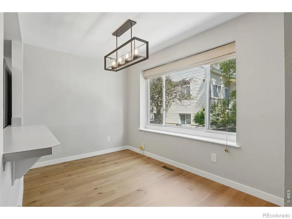 2135 Meadow Court Longmont CO 80501