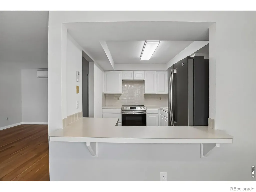 2135 Meadow Court Longmont CO 80501