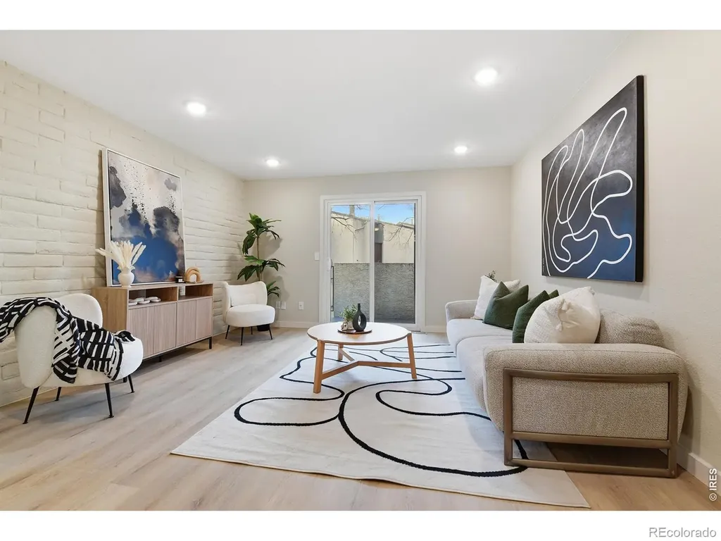1060 S Parker Road Denver CO 80231