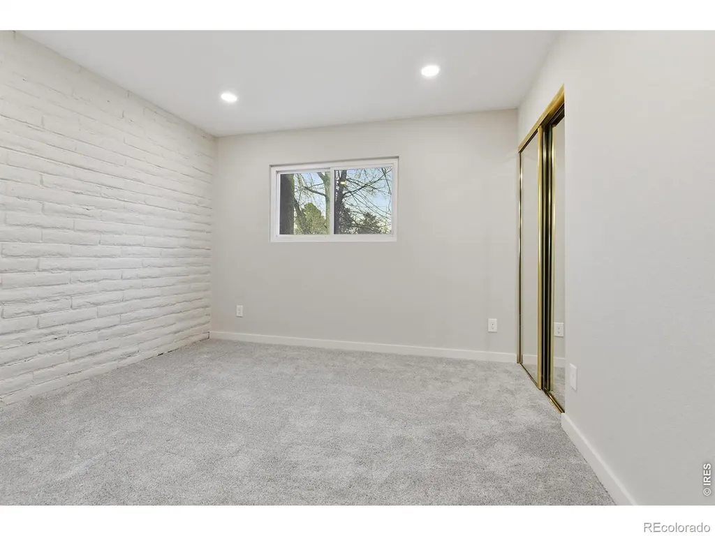 1060 S Parker Road Denver CO 80231