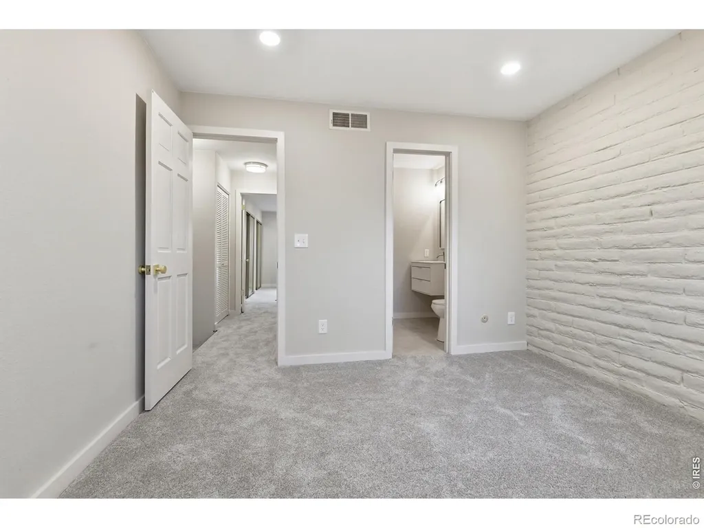 1060 S Parker Road Denver CO 80231