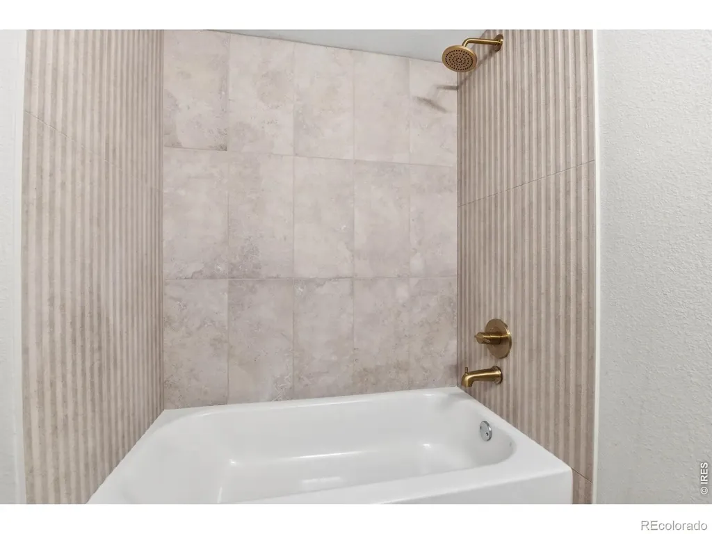 1060 S Parker Road Denver CO 80231