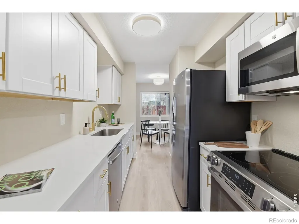 1060 S Parker Road Denver CO 80231