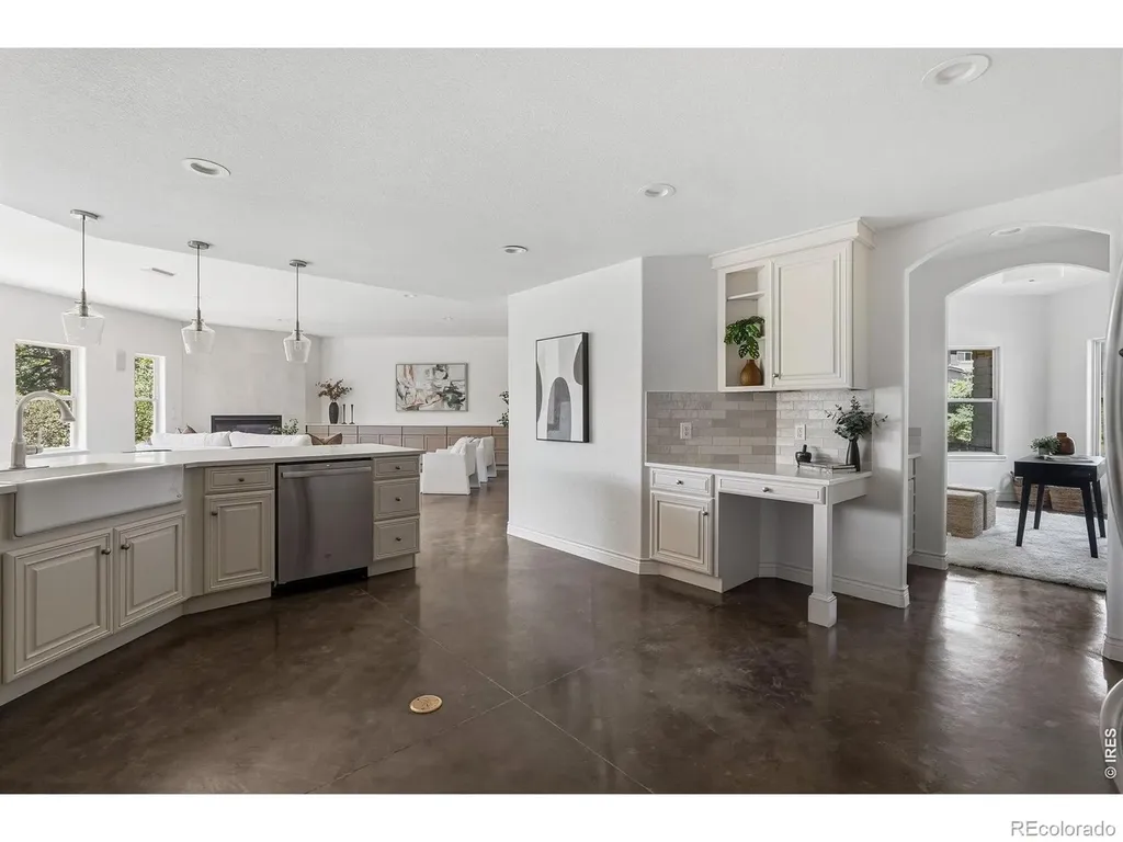 2554 Dutch Court Lafayette CO 80026