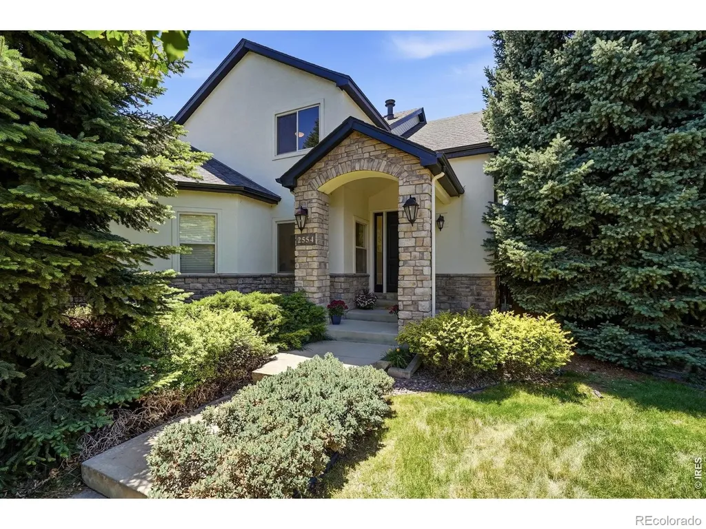 2554 Dutch Court Lafayette CO 80026