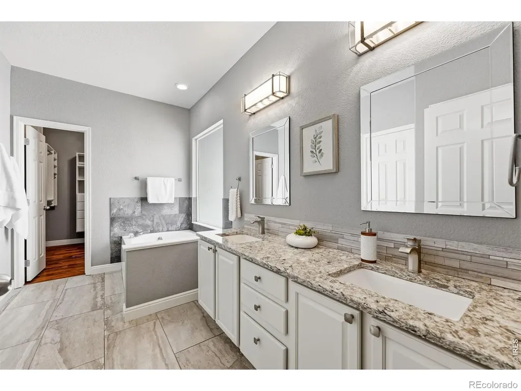 1604 Naples Lane Longmont CO 80503