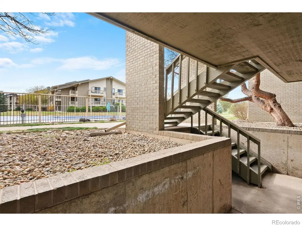 695 Manhattan Drive Boulder CO 80303