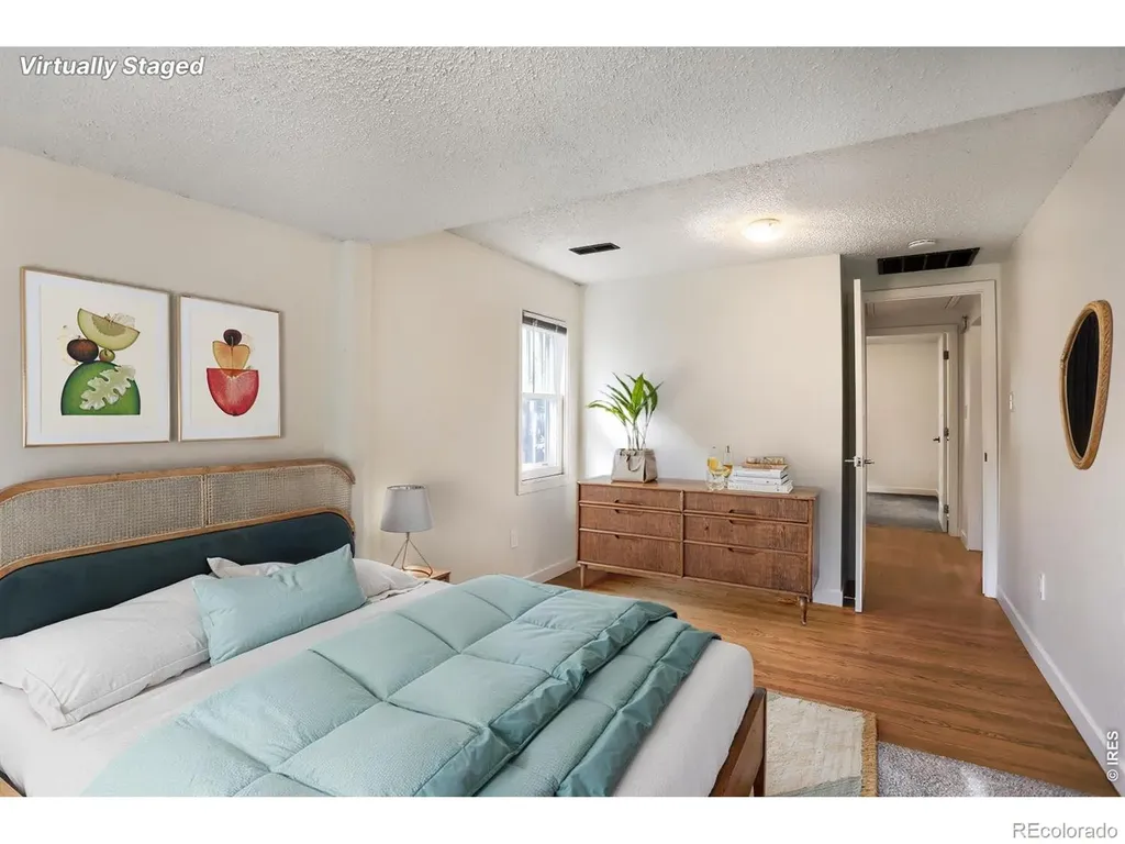 1041 Pratt Street Longmont CO 80501