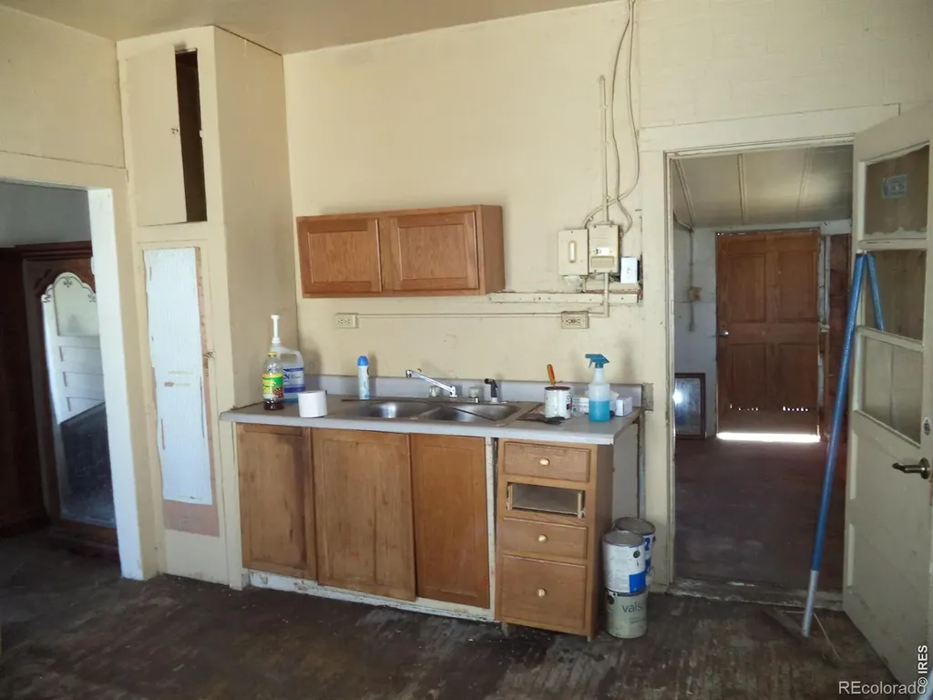 105 12th Street Greeley CO 80631