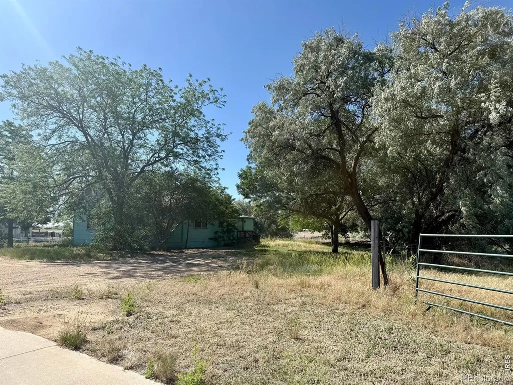 5818 County Road 22 Longmont CO 80504