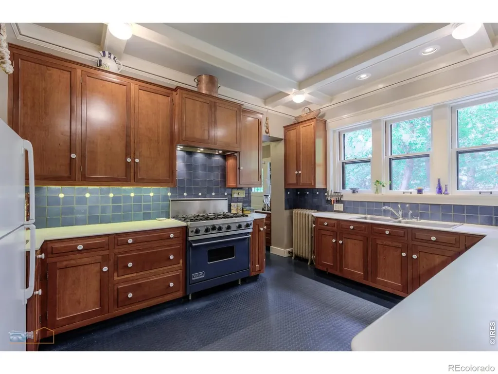 604 Mapleton Avenue Boulder CO 80304