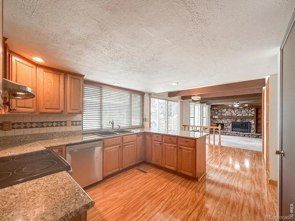 1703 Drake Street Longmont CO 80503