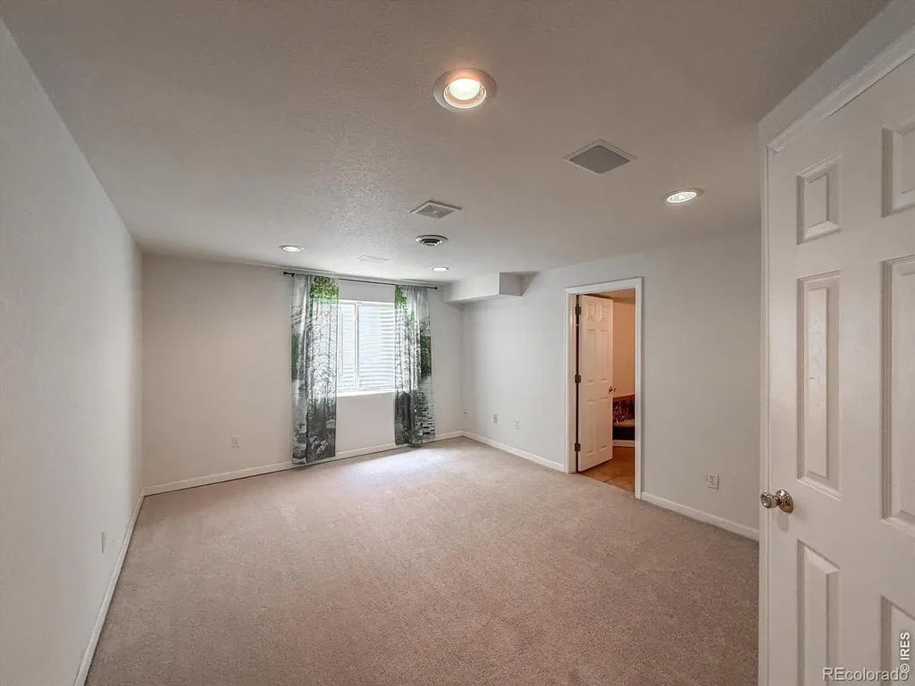 1703 Drake Street Longmont CO 80503
