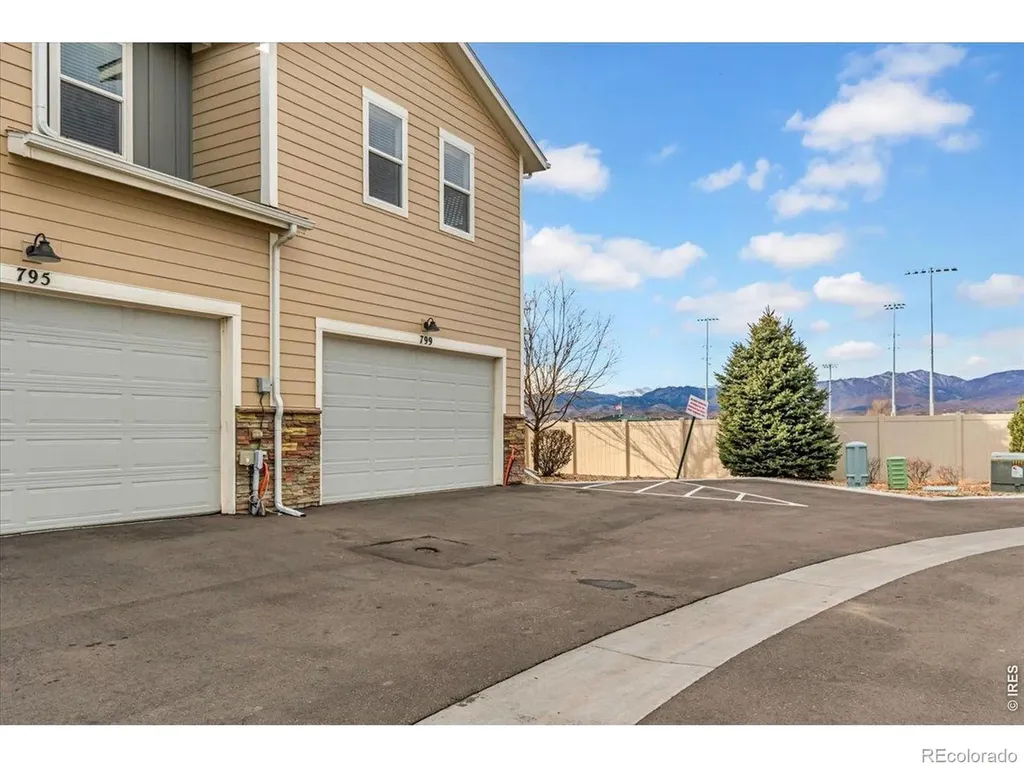 799 Robert Street Longmont CO 80503