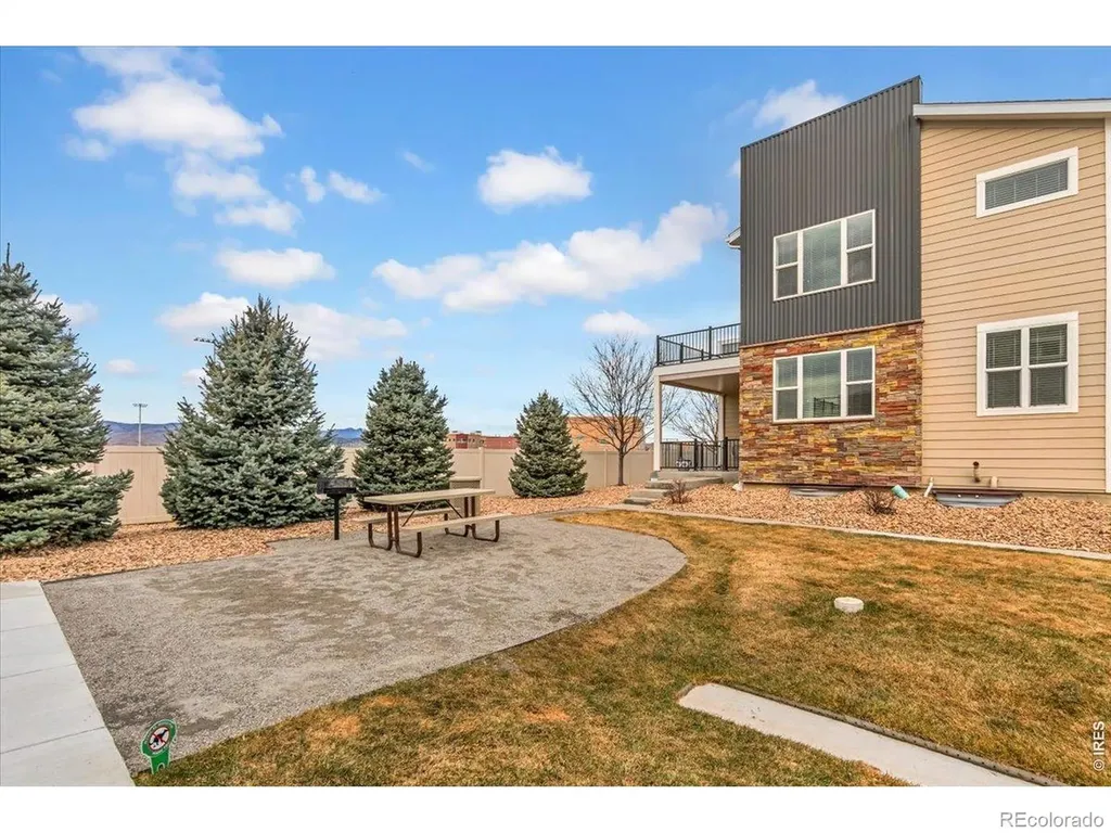 799 Robert Street Longmont CO 80503
