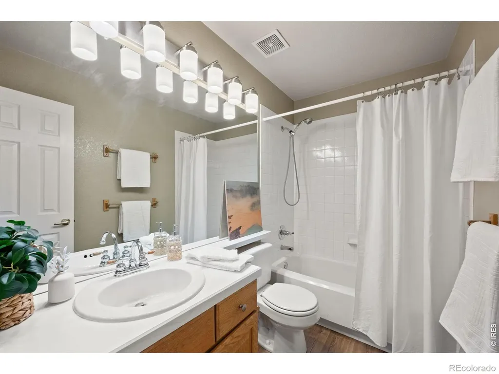 339 Lodgewood Point Lafayette CO 80026