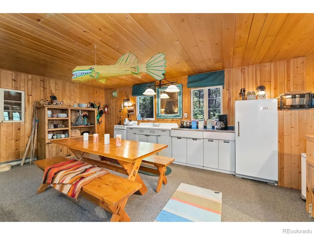 11005 W Highway 14 Bellvue CO 80512