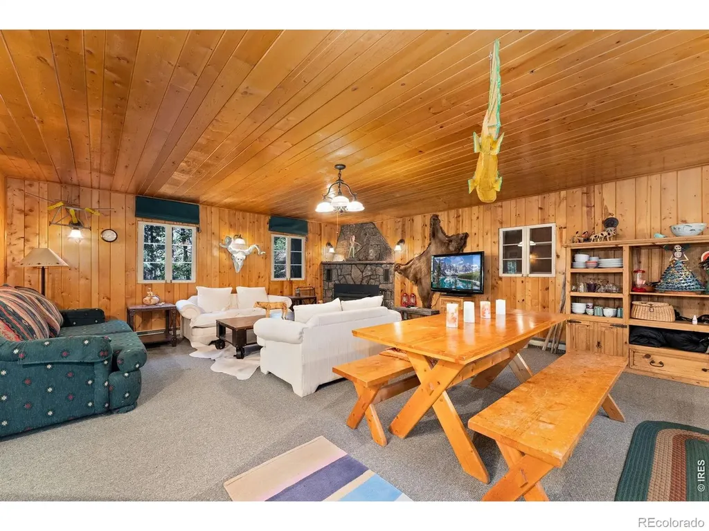 11005 W Highway 14 Bellvue CO 80512
