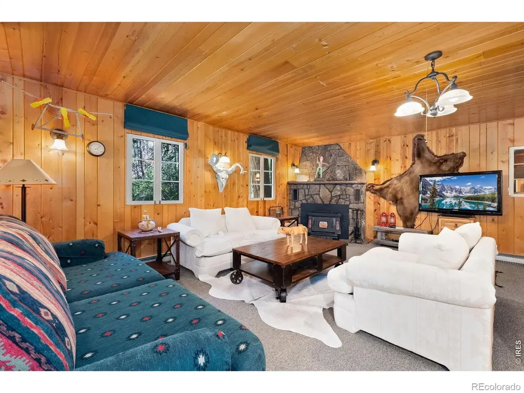 11005 W Highway 14 Bellvue CO 80512