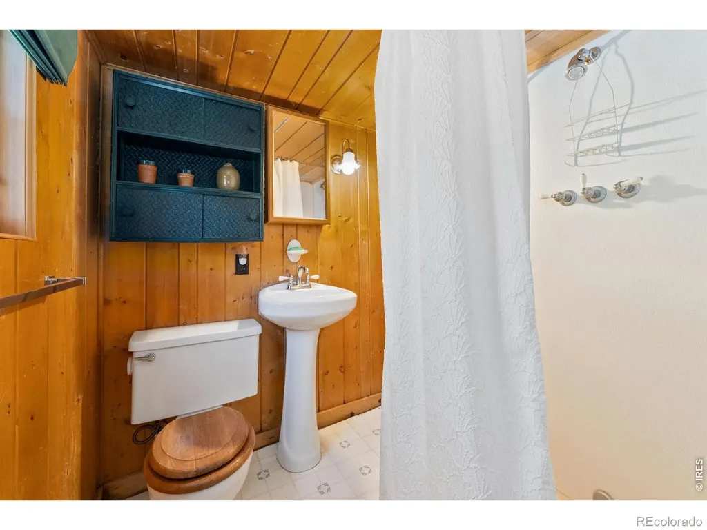 11005 W Highway 14 Bellvue CO 80512