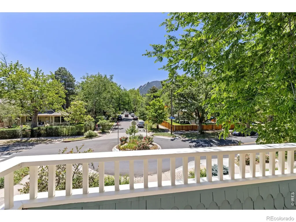 497 Arapahoe Avenue Boulder CO 80302