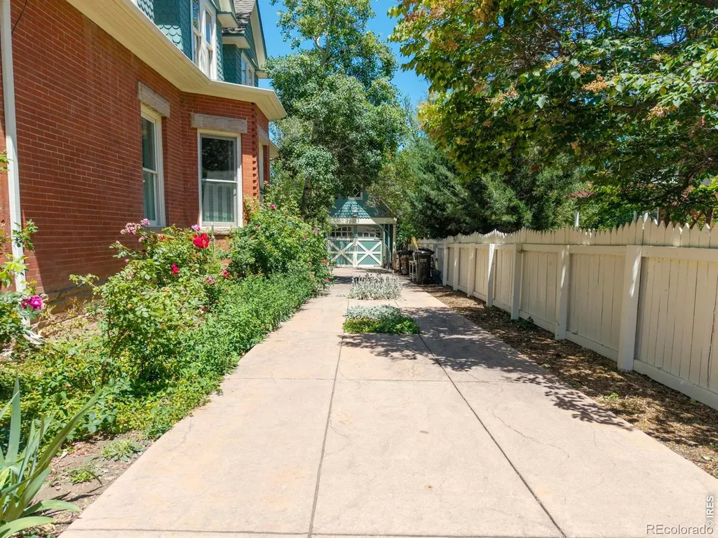 497 Arapahoe Avenue Boulder CO 80302