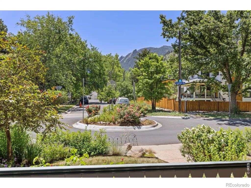497 Arapahoe Avenue Boulder CO 80302