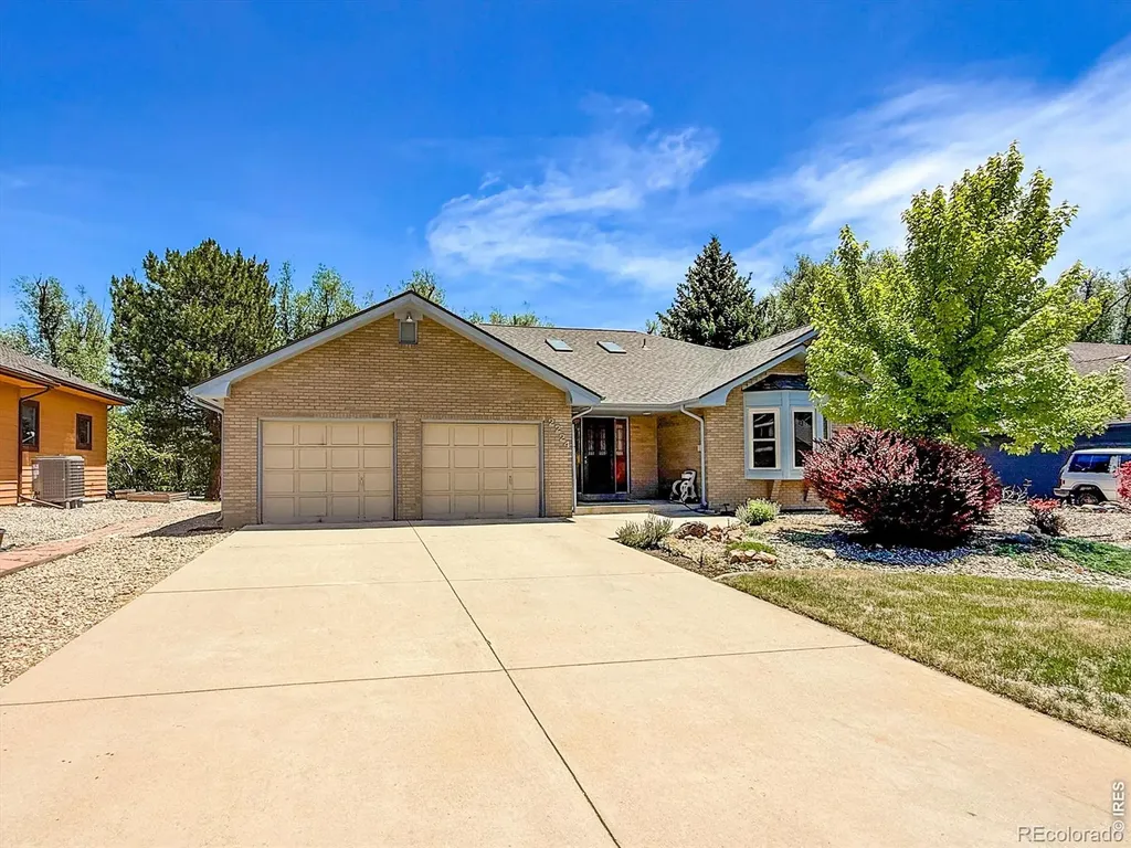 2224 Spindrift Drive Longmont CO 80503