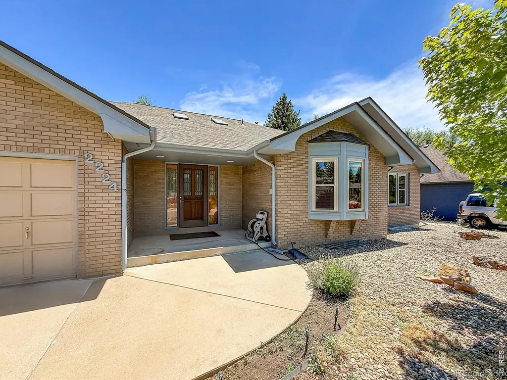 2224 Spindrift Drive Longmont CO 80503