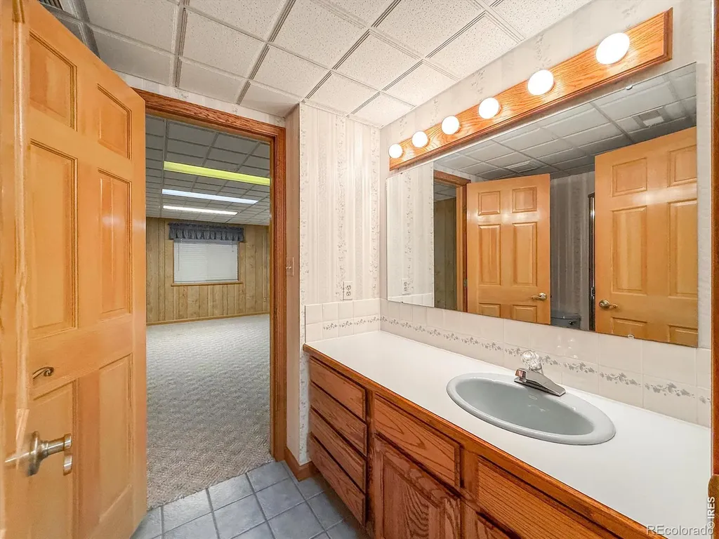 2224 Spindrift Drive Longmont CO 80503