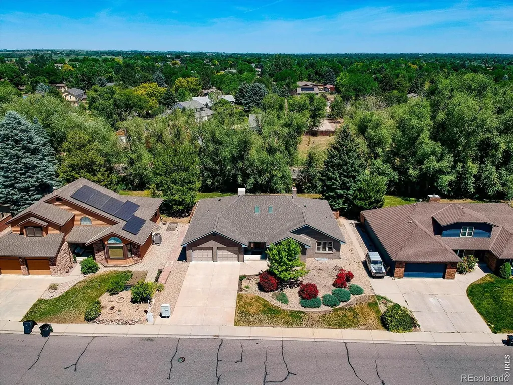 2224 Spindrift Drive Longmont CO 80503