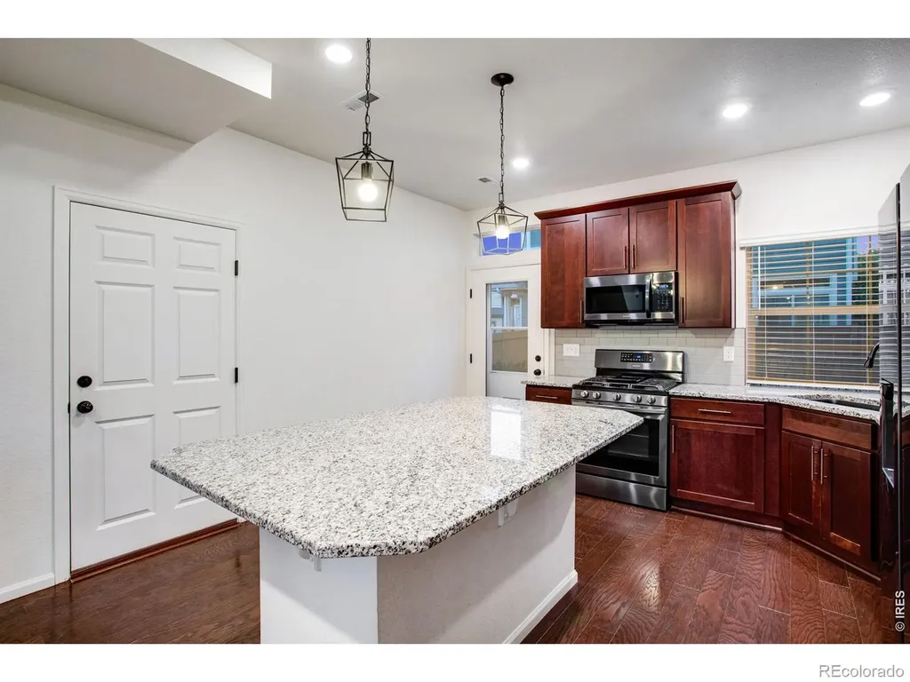 10041 Yampa Court Commerce City CO 80022