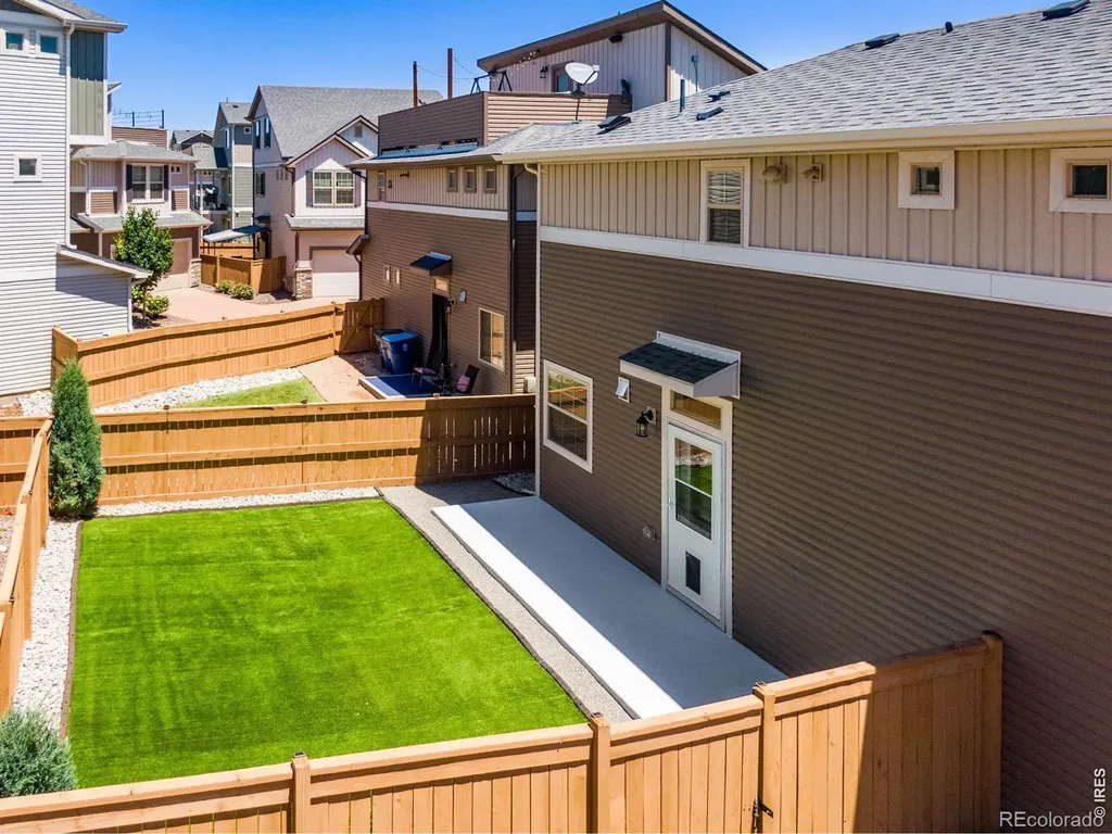 10041 Yampa Court Commerce City CO 80022