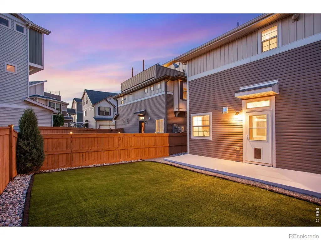 10041 Yampa Court Commerce City CO 80022