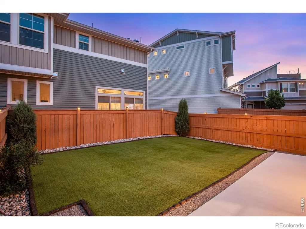 10041 Yampa Court Commerce City CO 80022
