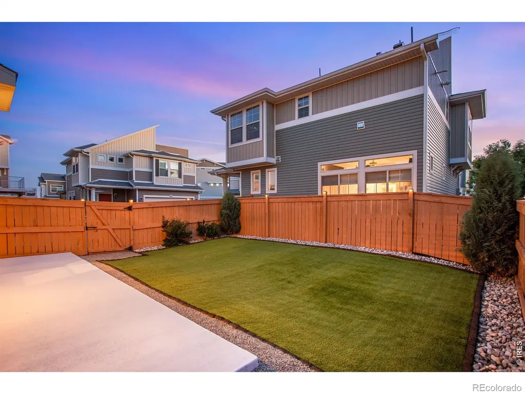 10041 Yampa Court Commerce City CO 80022