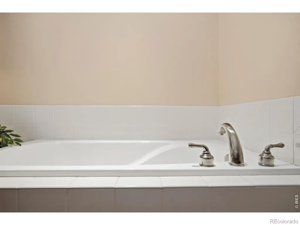 2921 Kansas Drive Fort Collins CO 80525