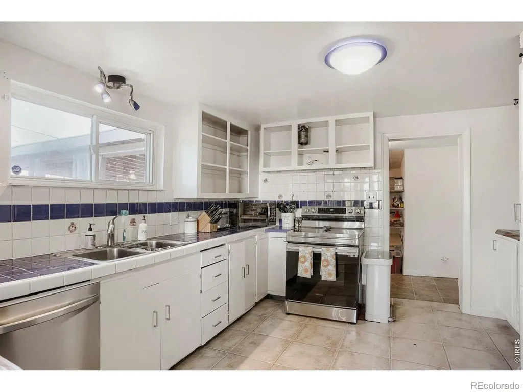 6401 Irving Street Denver CO 80221