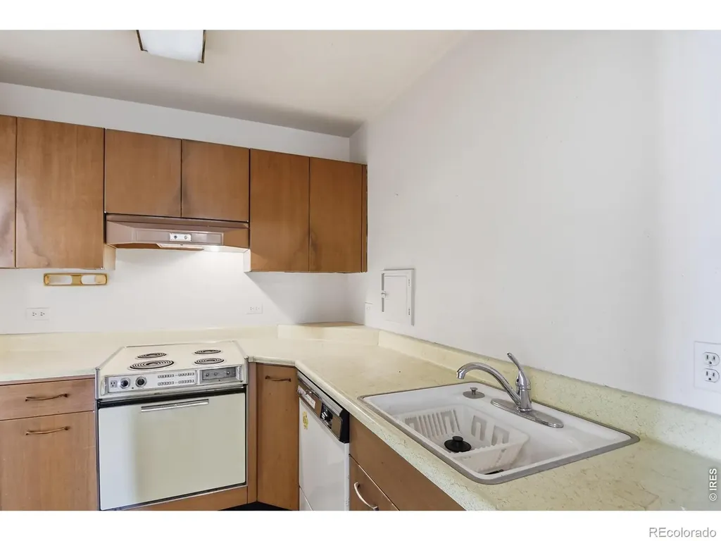 855 N Pennsylvania Street Denver CO 80203