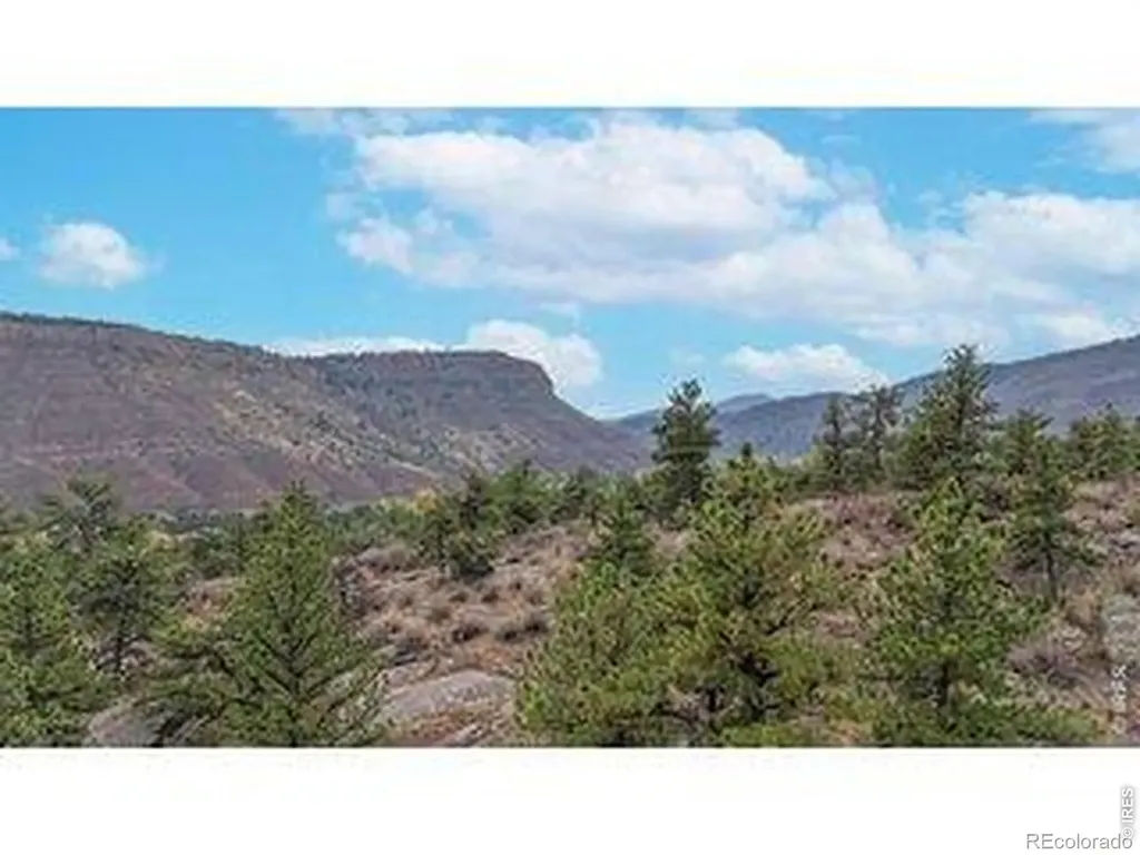 2155 Apple Valley Road Lyons CO 80540