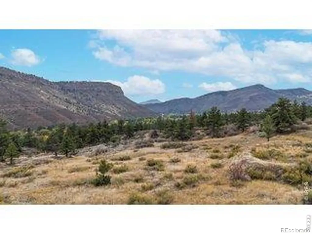 2155 Apple Valley Road Lyons CO 80540