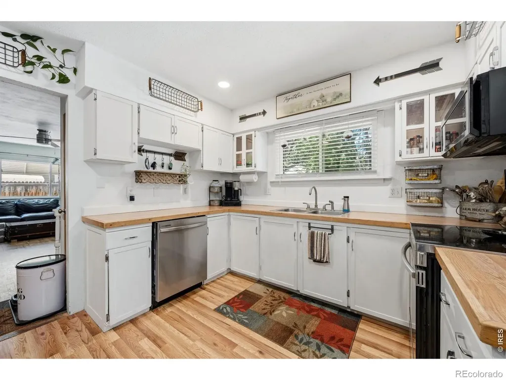 532 E 11th Street Loveland CO 80537